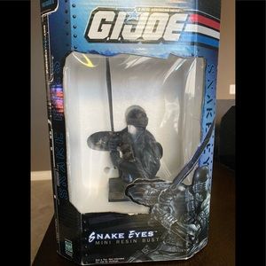 GIJoe Snake Eyes 6" Mini Bust Statue 2101 of 4500